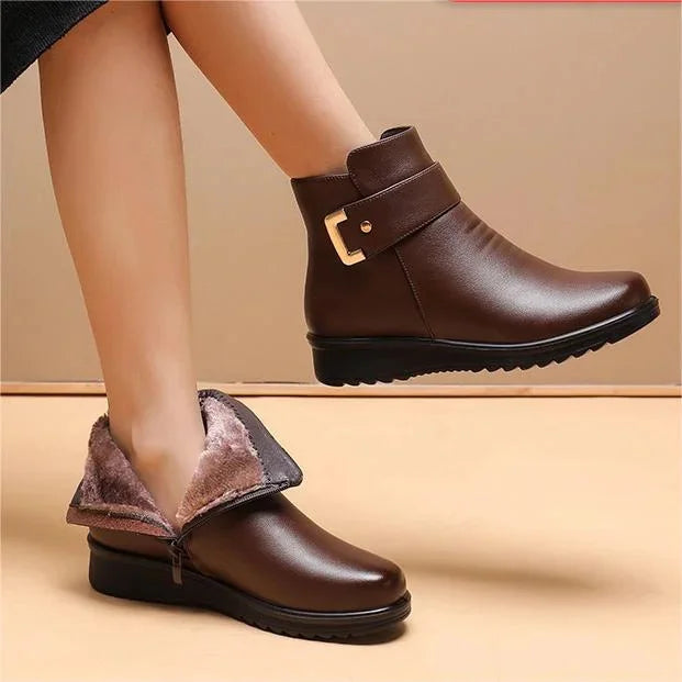 Women's Boots with Metal Buckle Made of Genuine Leather and Wool