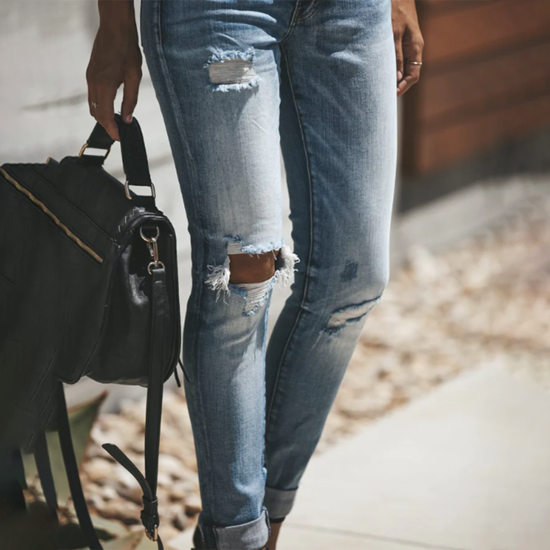 LISELOTTE - Women's ripped jeans