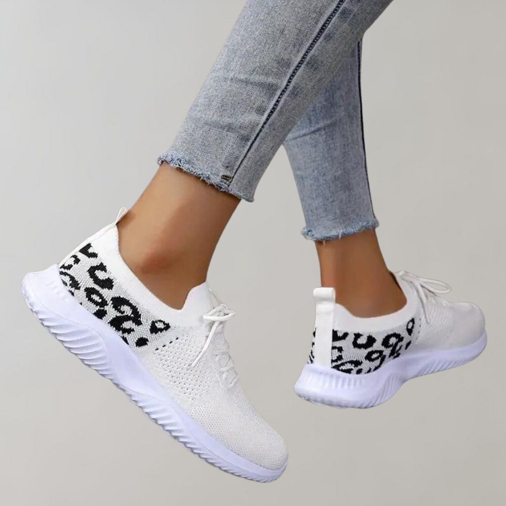 Eelin - Knitted walking shoes for women