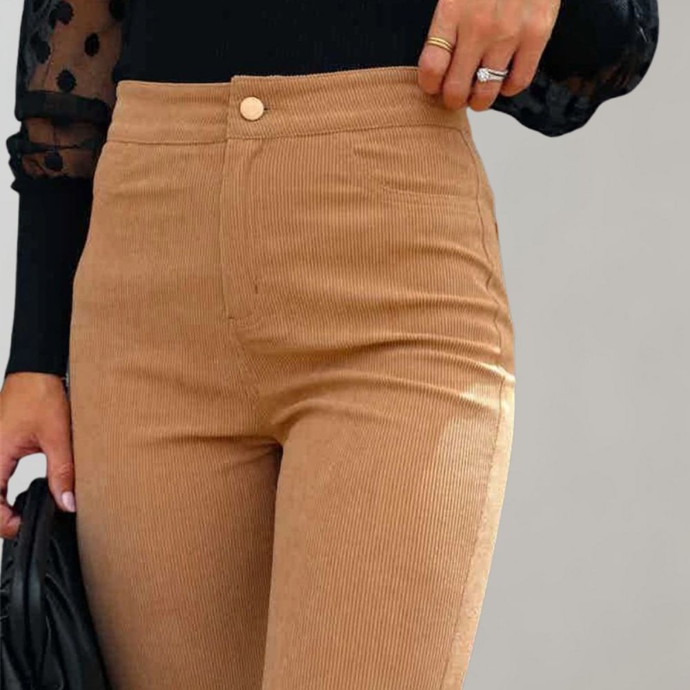 Abel - Trendy corduroy flared trousers