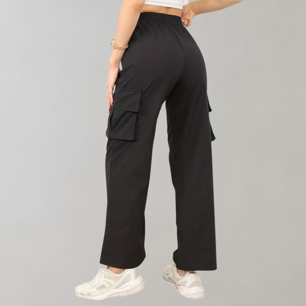 Marja - Women's cargo pants with flap pockets