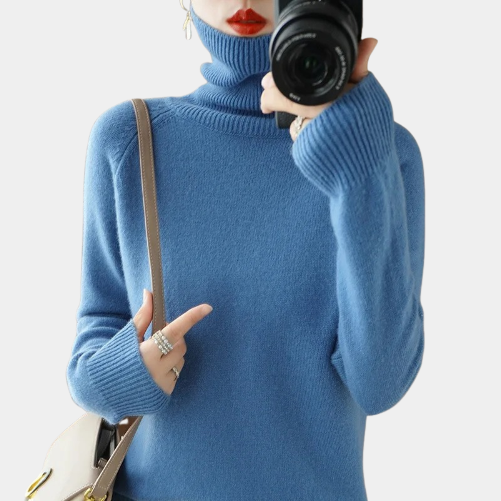 Marie - Soft knitted women's sweater