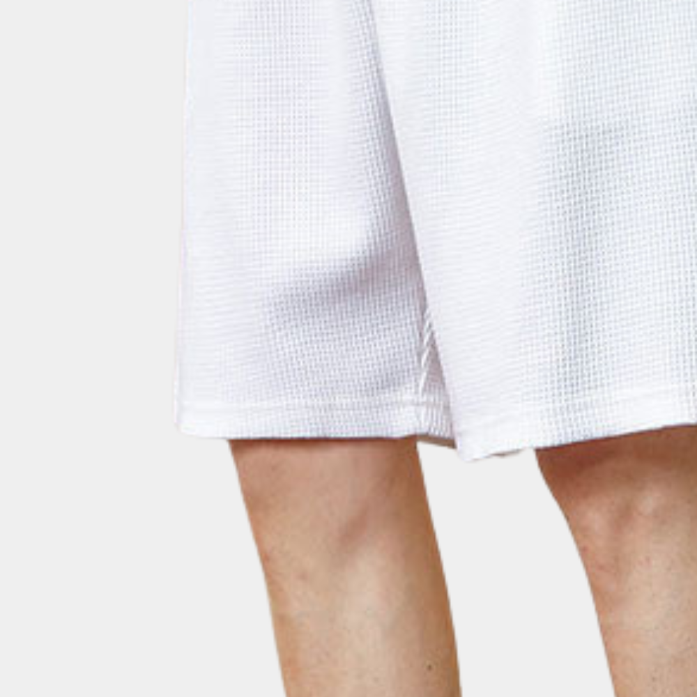 Lightweight and breathable men's shorts