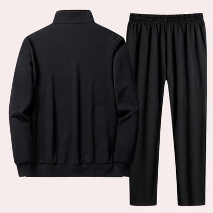 Comfortable men's tracksuit