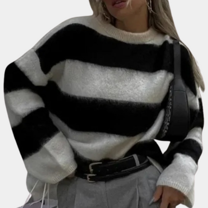 Knitted oversized women's sweater 