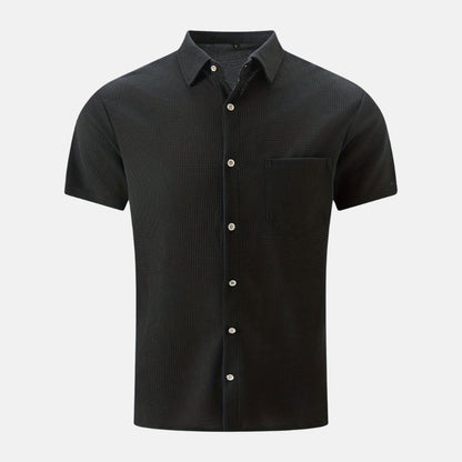 Men's casual shirt with short sleeves