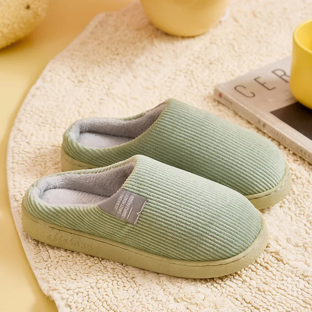 IVANNA - Warm slip-on slippers for women