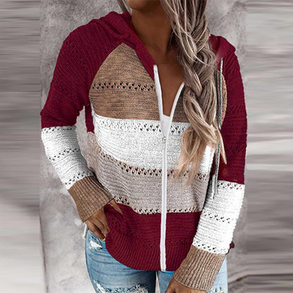 AVALYNN - Stylish v-neck sweater