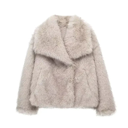 Calista - Stylish Ladies Fur Coat