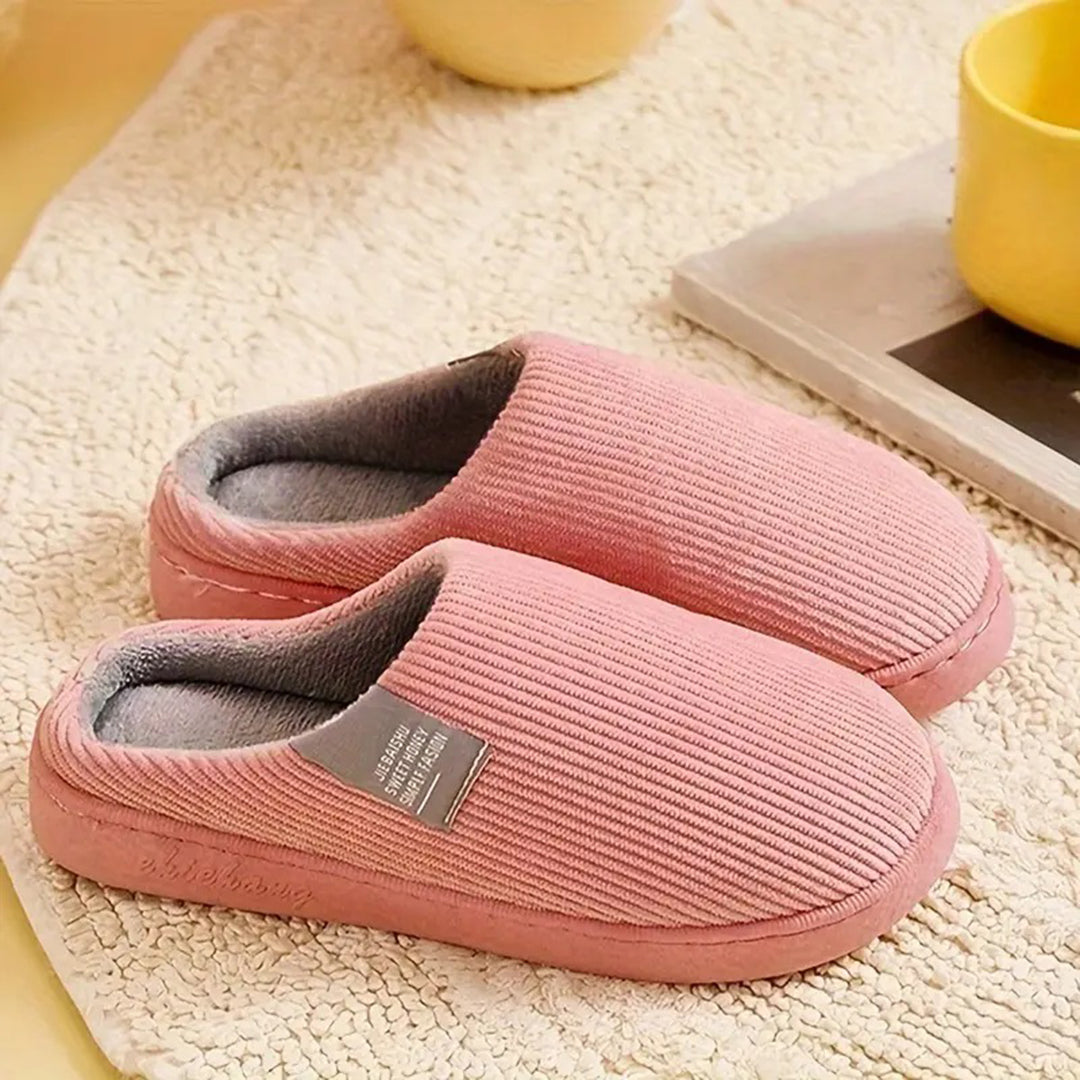 IVANNA - Warm slip-on slippers for women