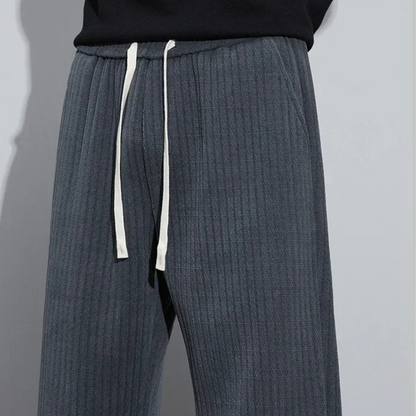 EERO - Comfortable corduroy trousers