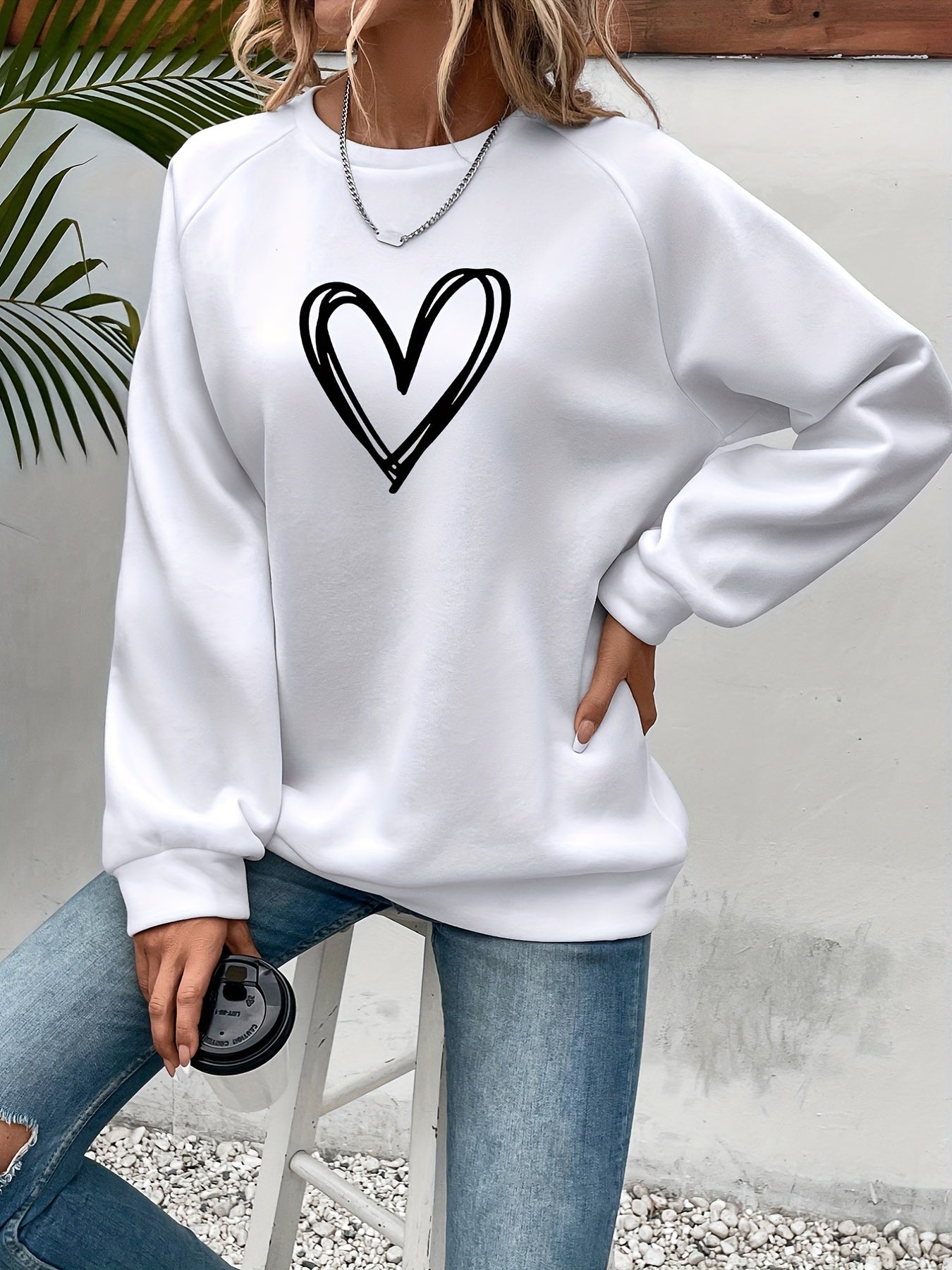 Yara - Sweatshirt with heart print